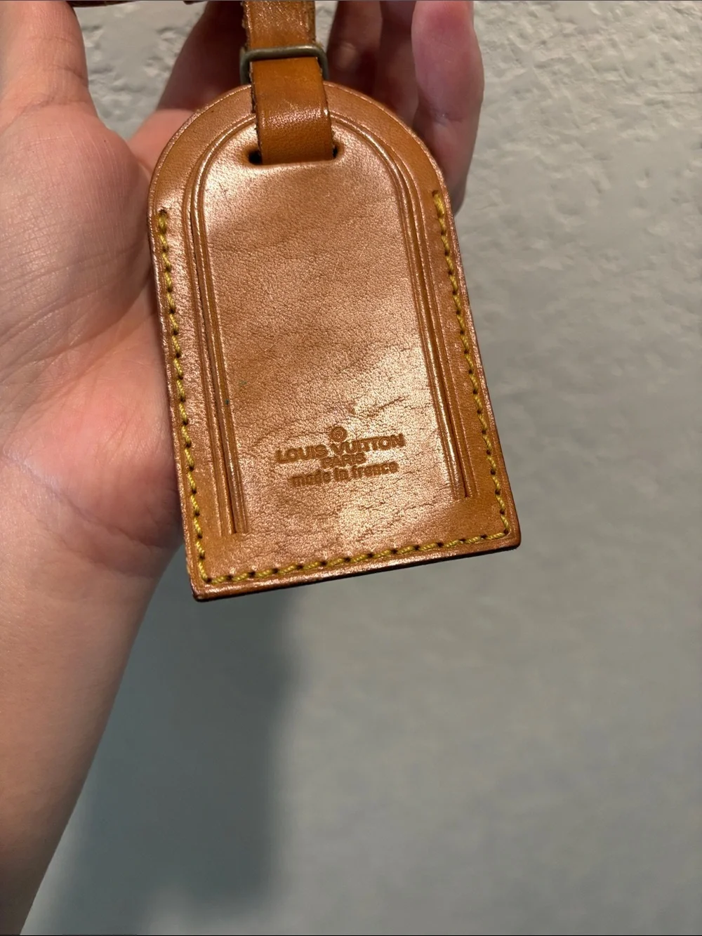 Louis Vuitton Vachetta Leather Luggage Tag in Tan